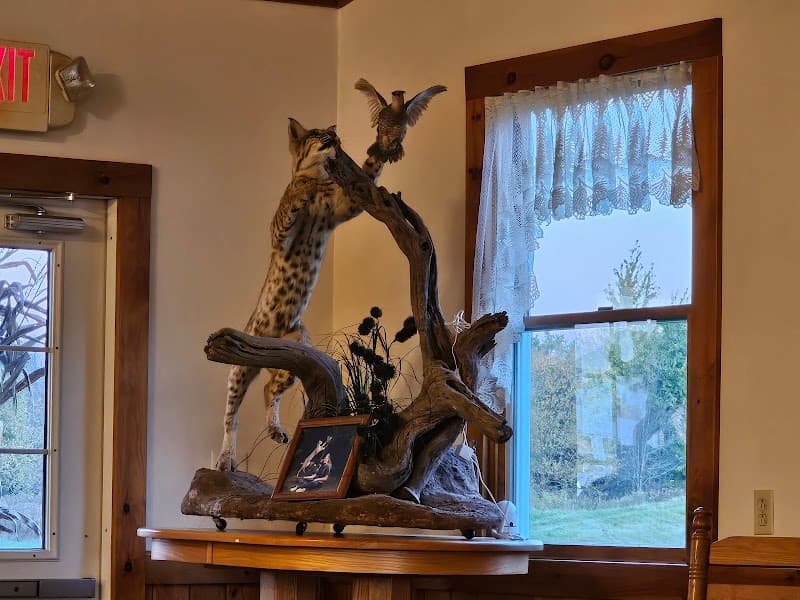 Elkhorn Lake Hunt Club hunting ranch in Bucyrus, OH - gallery photo 2