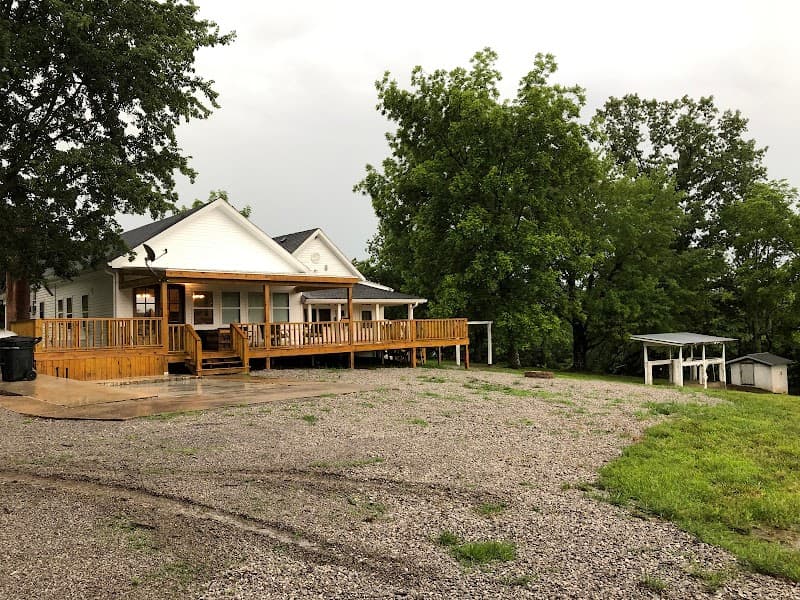 Tradewater Whitetails hunting ranch in Providence, KY - gallery photo 2