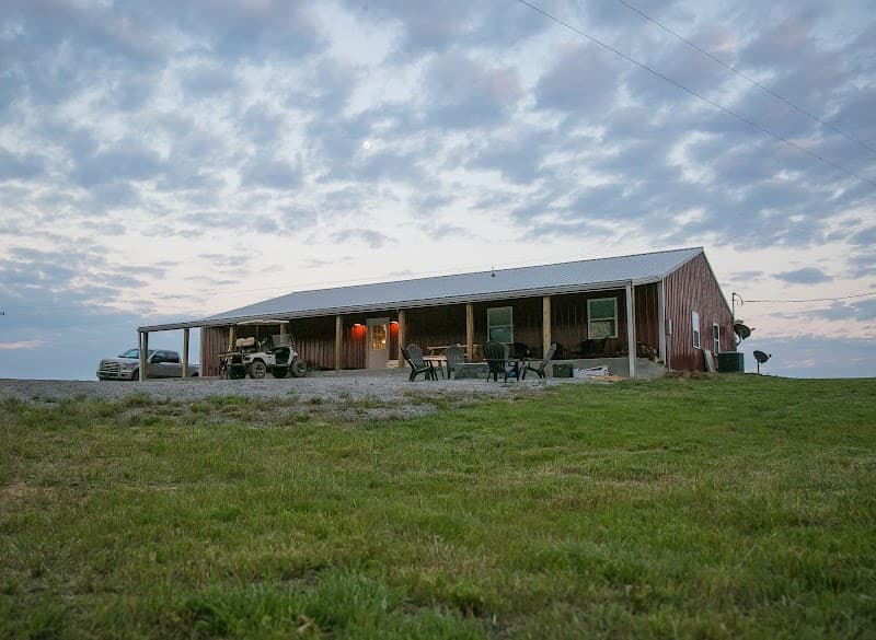 Southern Whitetail Outfitters hunting ranch in Hopkinsville, KY - gallery photo 2